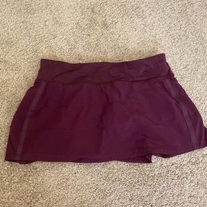 Lululemon Pace Rival Skirt 13” in Burgundy